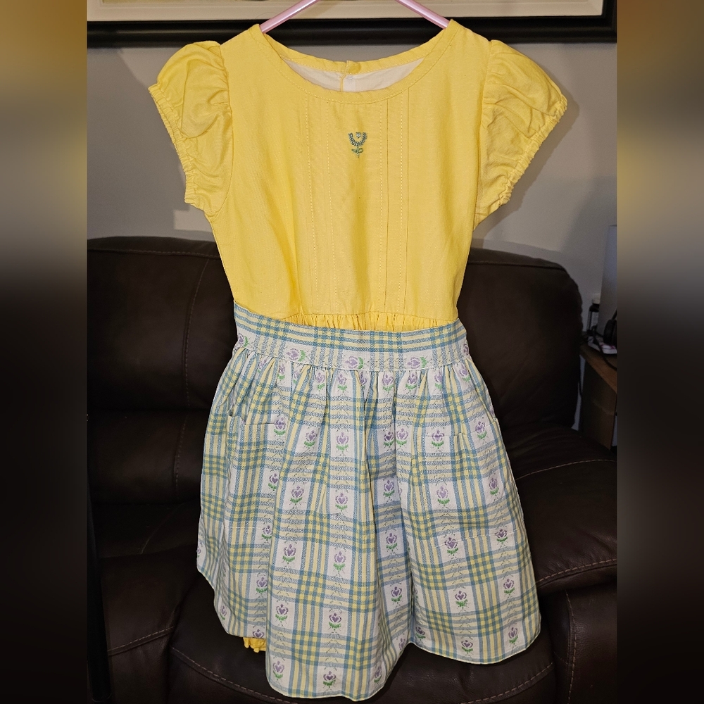 NWOT!! Well Dressed Wolf youth girl dress w/ apron sz 6
